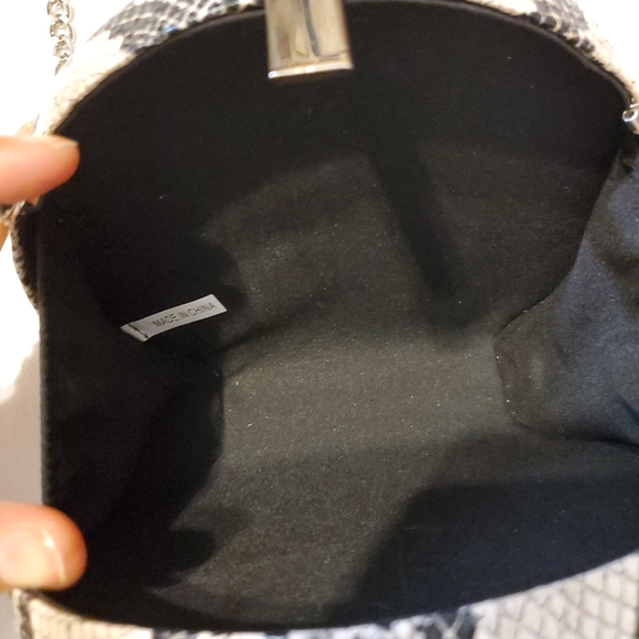 Hard case  round snake skin print round bag - Picture 10 of 14